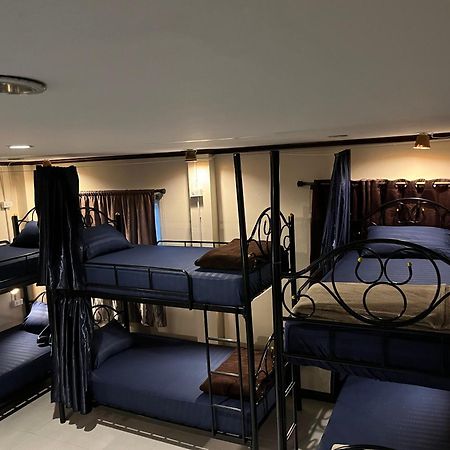 Moon Dolphin Hostel 哈林海滩 外观 照片