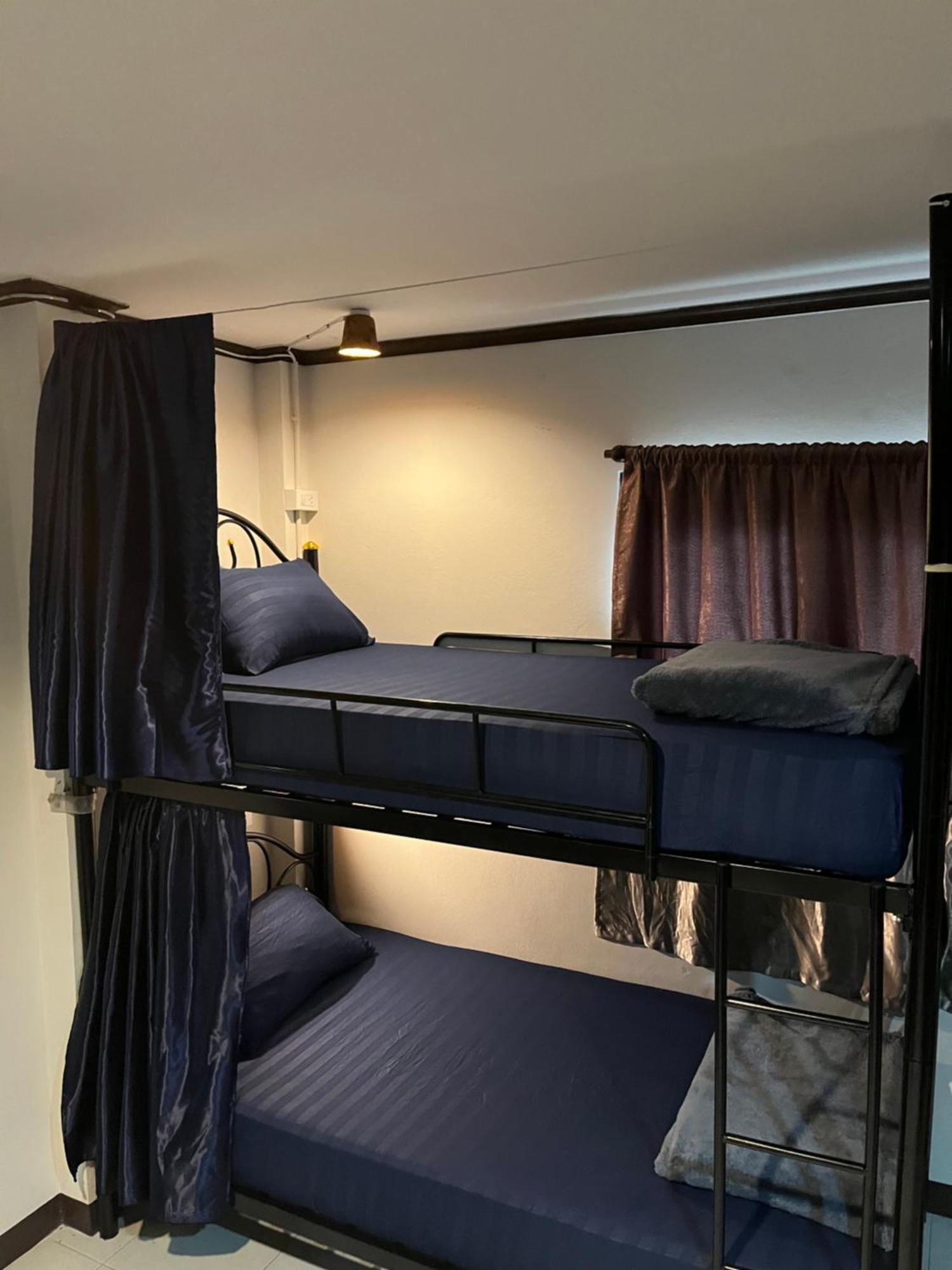 Moon Dolphin Hostel 哈林海滩 外观 照片
